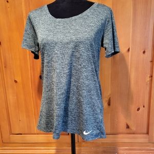 Nike Dri Fit Medium Shirt